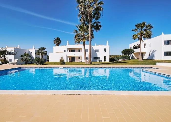 Marie Mit Pool Und Tennisplatz Apartment *