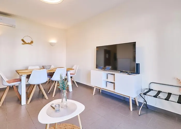 Apartment Marie Mit Pool Und Tennisplatz Pera